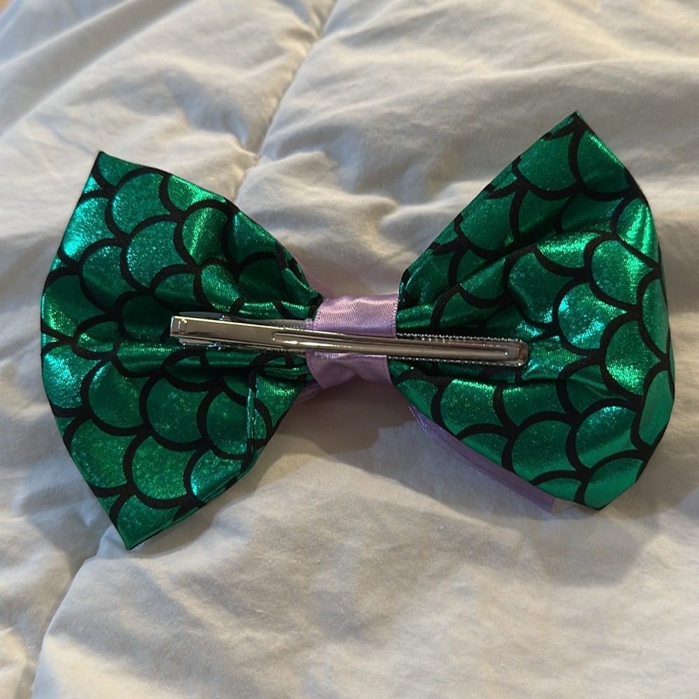 Disney Parks Authentic Interchangeable Ariel bow for Disney ears lights up - Picture 3 of 3